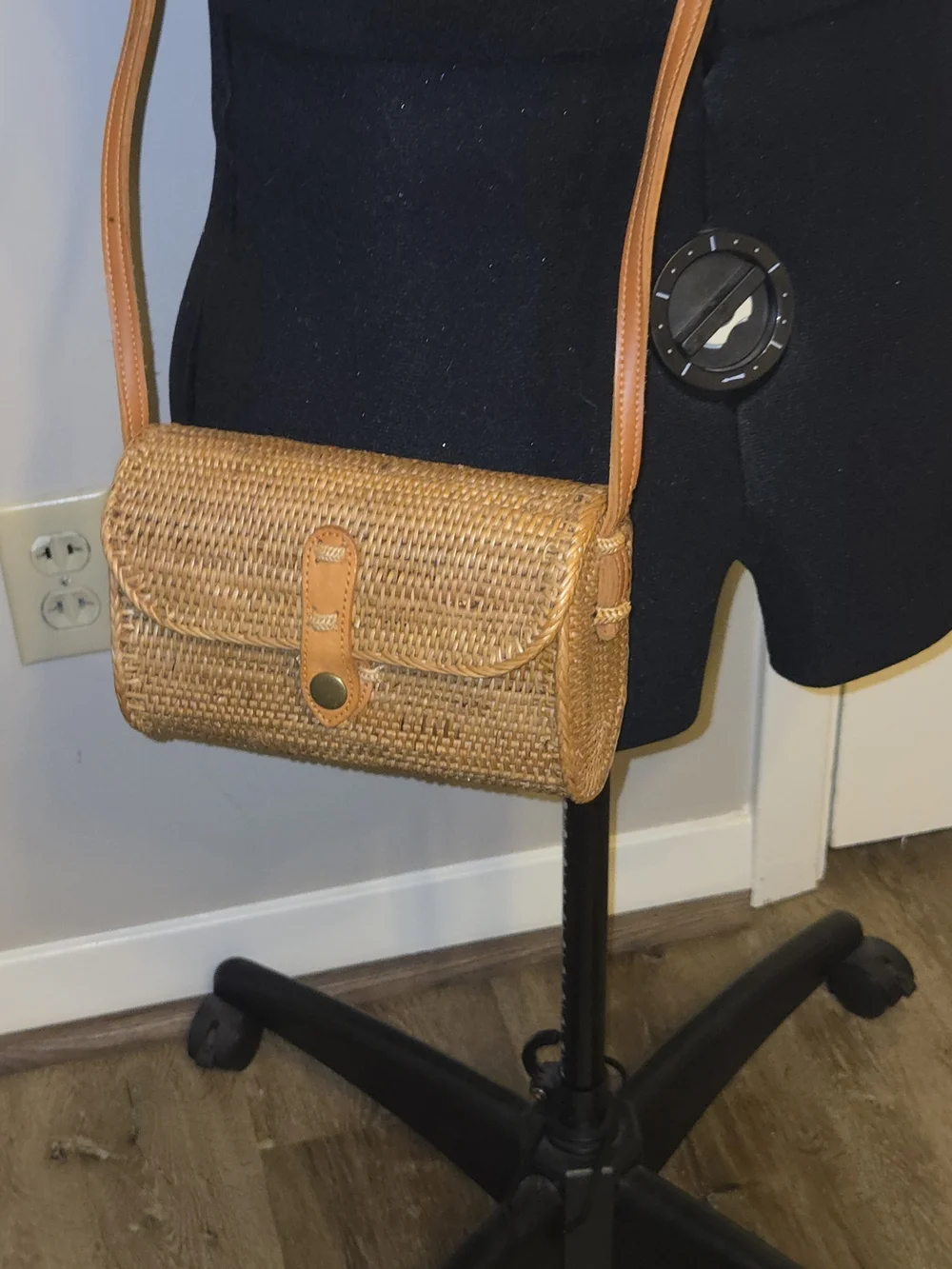 Handwoven Rattan Straw Crossbody Bag Bali Ata Grass Leather Strap Boho Purse